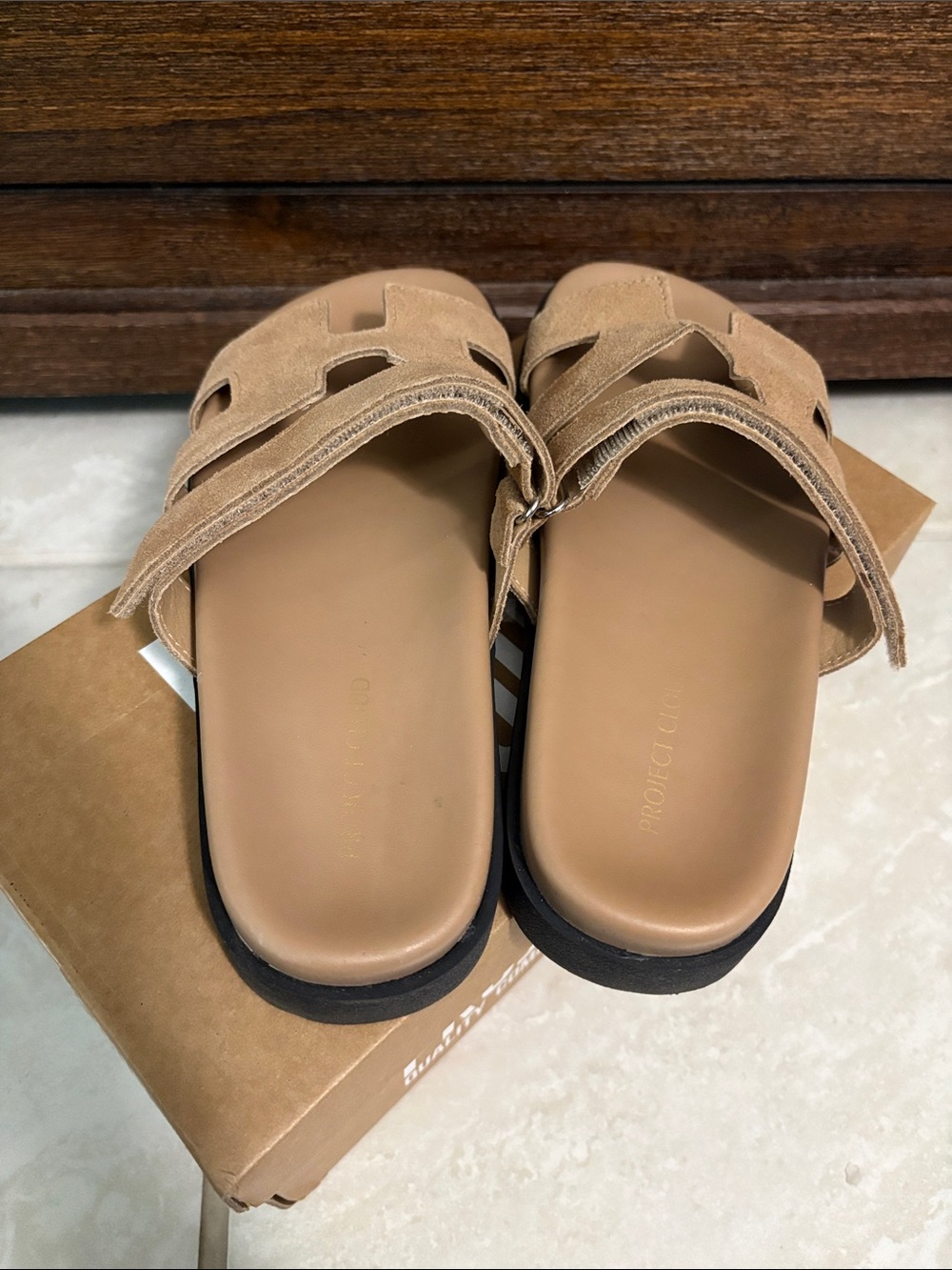 Tan Suede Slide Sandals - SIZE 6 - Picture 2 of 3